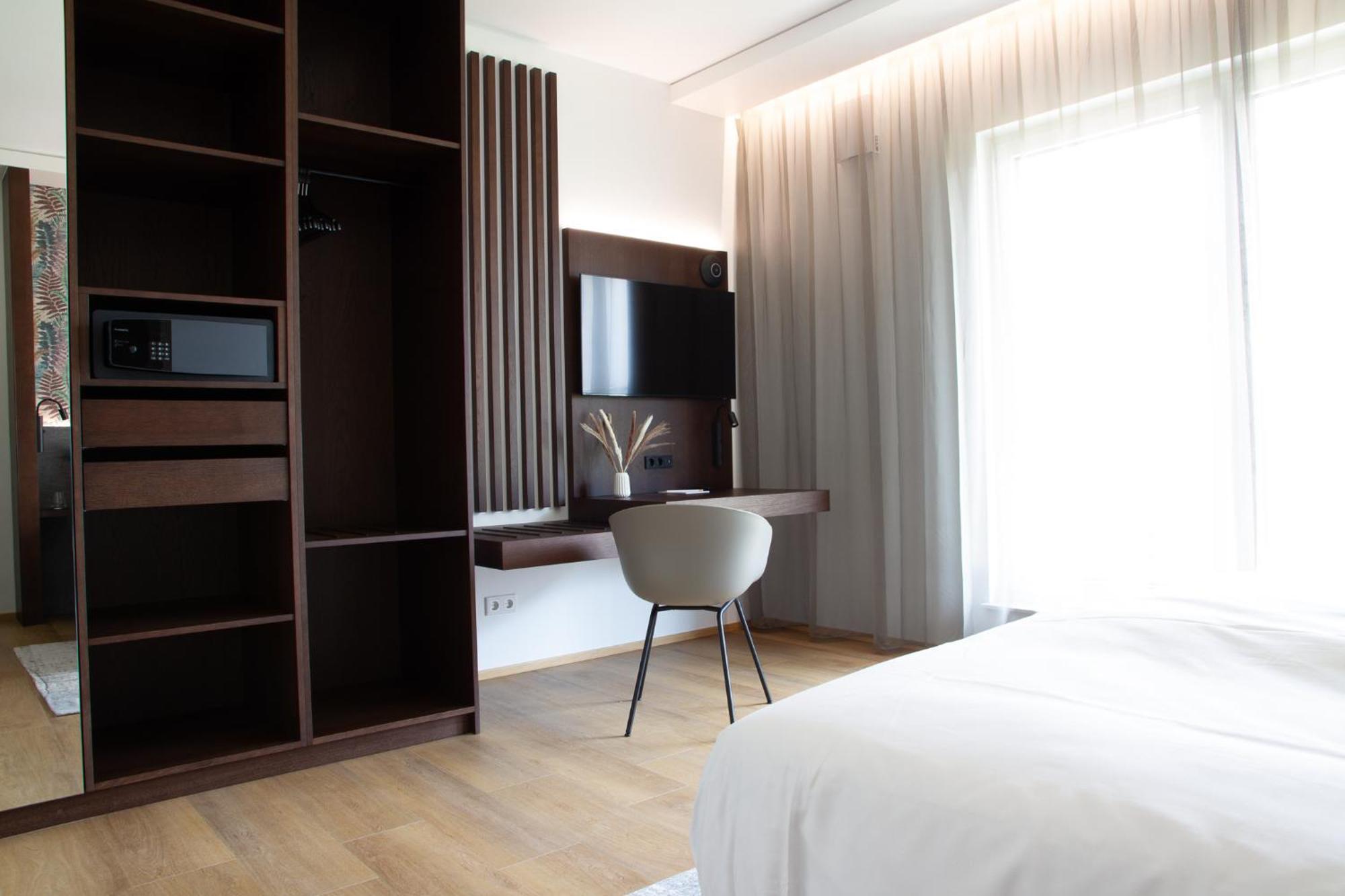 Toploft The Aparthotel Crailsheim Esterno foto